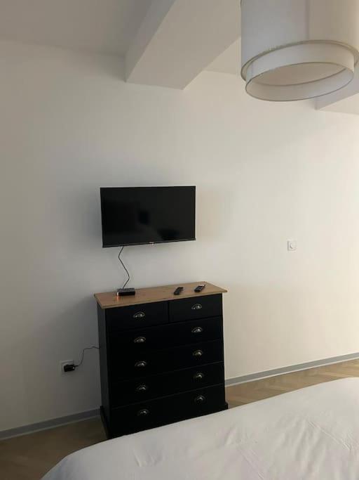 Appartement Spa 2 Pers-Couteliers-Centre Ville Мулен Экстерьер фото